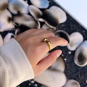14K gold band ring for women, modern jewelry, gifts for friends